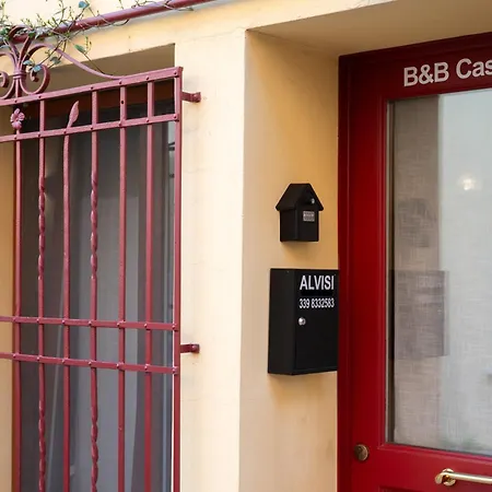 Bilocale Centro Storico Casa Ludo דירה *