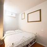 Bilocale Centro Storico Casa Ludo *