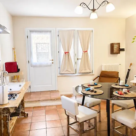 Bilocale Centro Storico Casa Ludo Apartment *